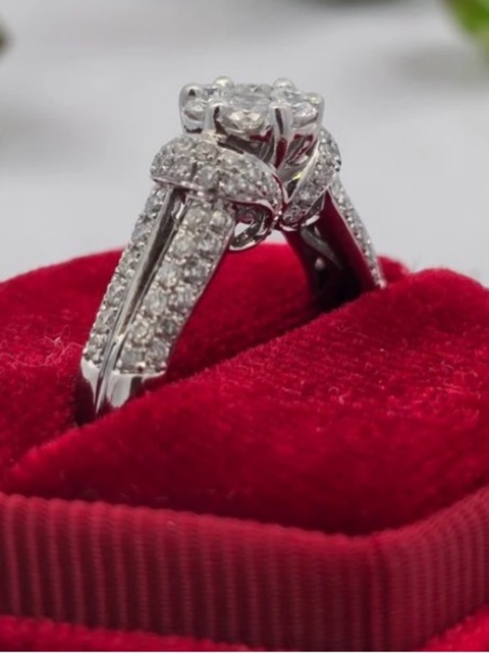 14 carat white gold and diamond invisible set women’s ring- 1.26 ctw
